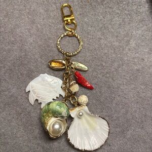 Plunder Bag Purse Charm Fish Shell Gold